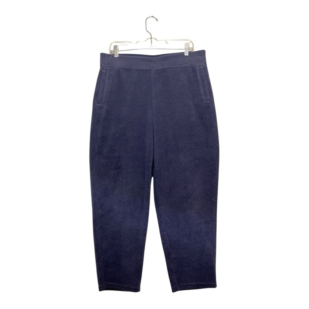 Women’s Patagonia furry pants, size large‎